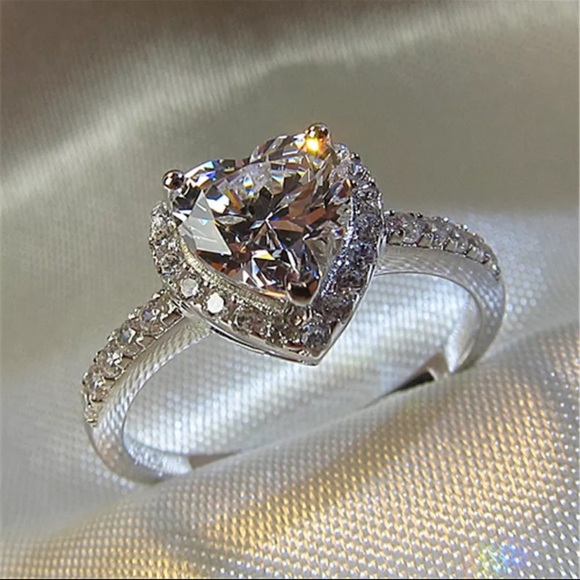 Jewelry - HeartRing S925Silver CubicZirconiaStoneElegantRing